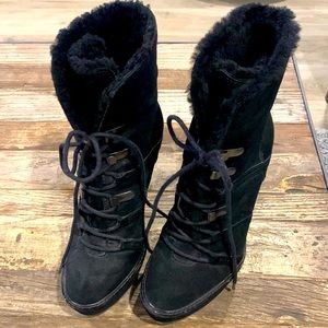 Coach Fur Lined Platform Boots Booties Size 8.5